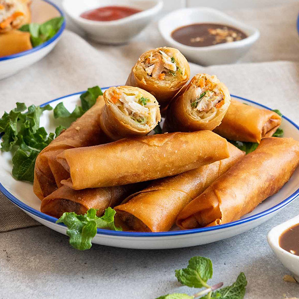 Crisp Vietnamese egg rolls